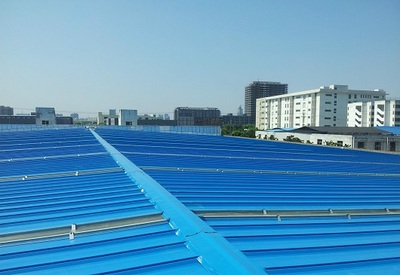 彩鋼夾芯板 現代鋼結構建筑的基石與應用實踐